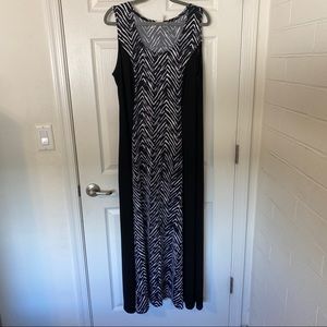 NY Collection long dress in black and white